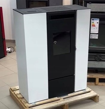 PIEC PIECYK KOMINEK NA PELLET EVA CALOR PIA 11 kW z DGP SLIM biały